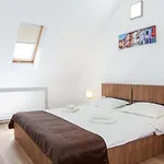 Hb Brilliant Hotel