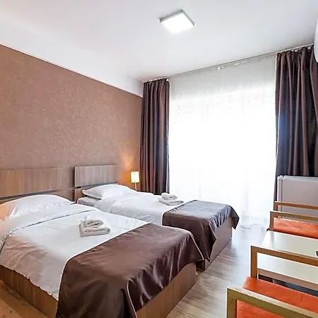 Hb Brilliant 3* Braşov