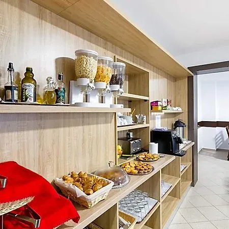 Hb Brilliant Hotel Braşov