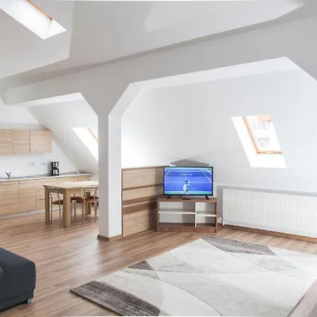 Hotel Hb Brilliant Brașov