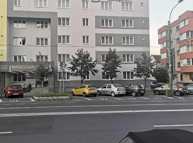 Hb Brilliant Ξενοδοχείο 3*